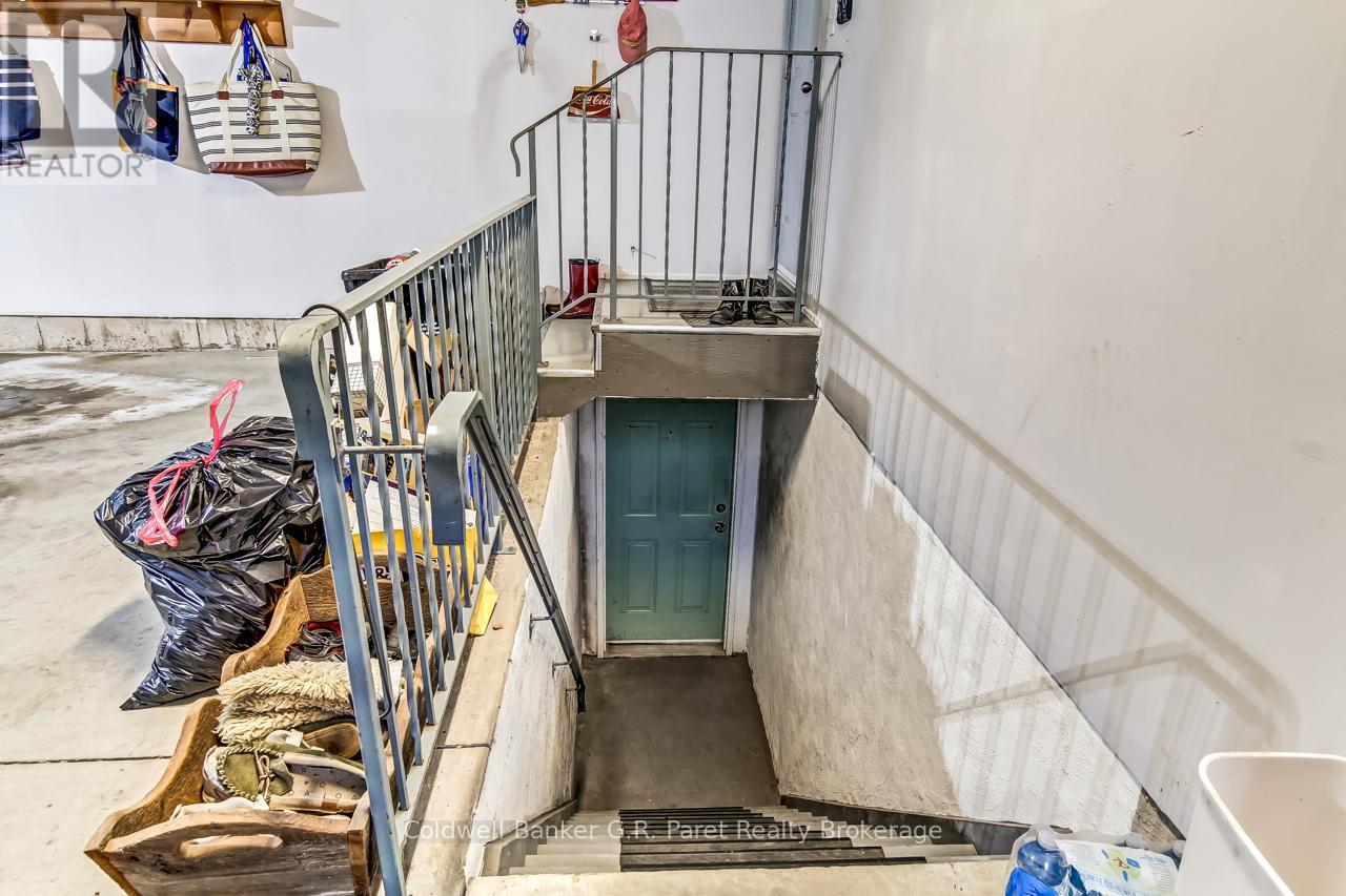 990 Norfolk County Road 21 Road, Norfolk, Ontario  N4B 2W4 - Photo 33 - X12946508