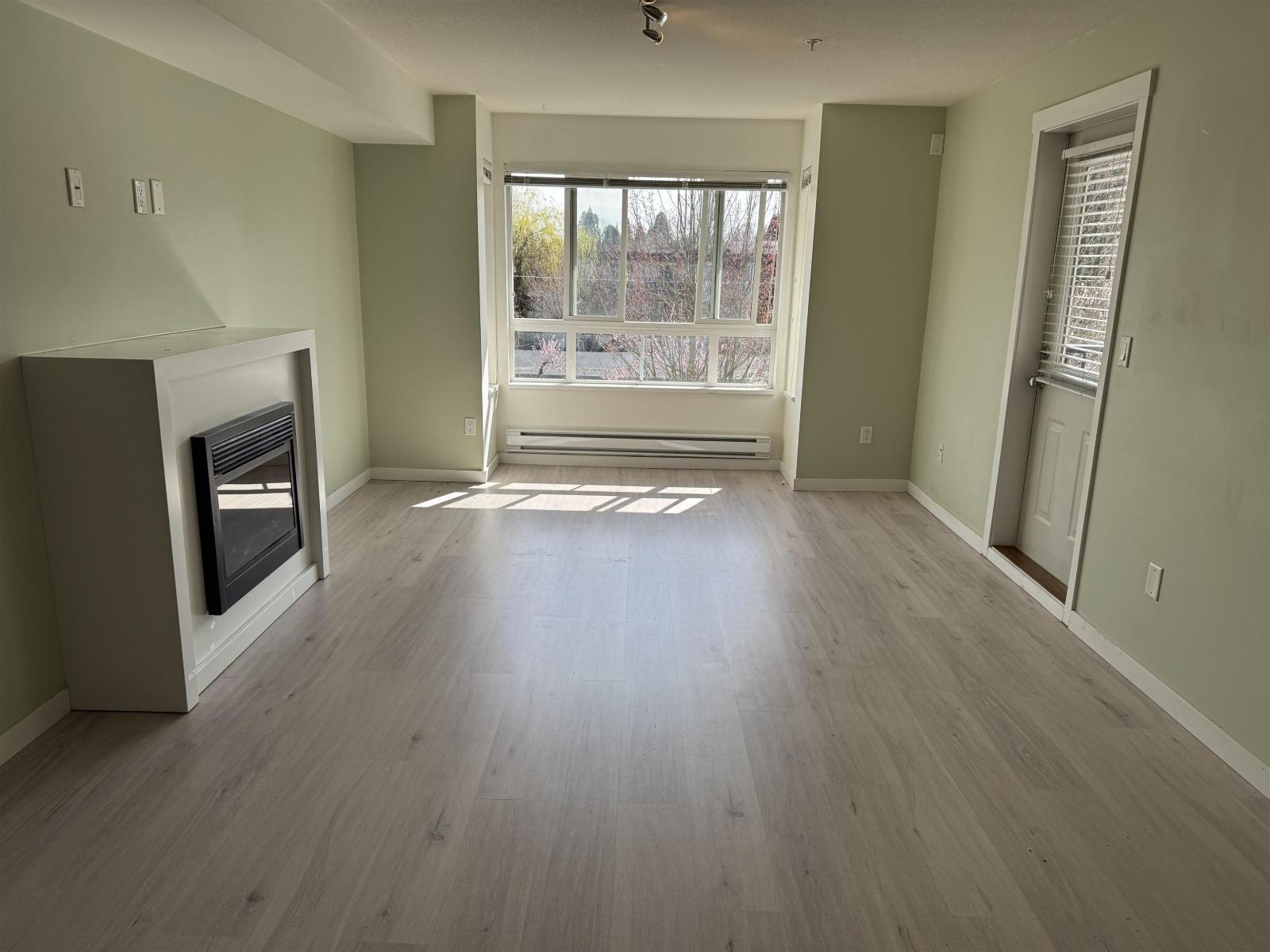 307 14960 102a Avenue, Surrey, British Columbia  V3R 6A3 - Photo 10 - R3105914