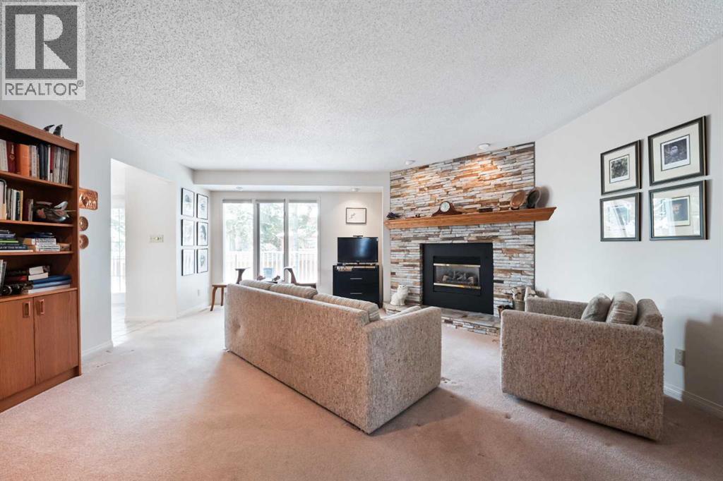 727 Lake Bonavista Drive Se, Calgary, Alberta  T2J 0M8 - Photo 16 - A2295162