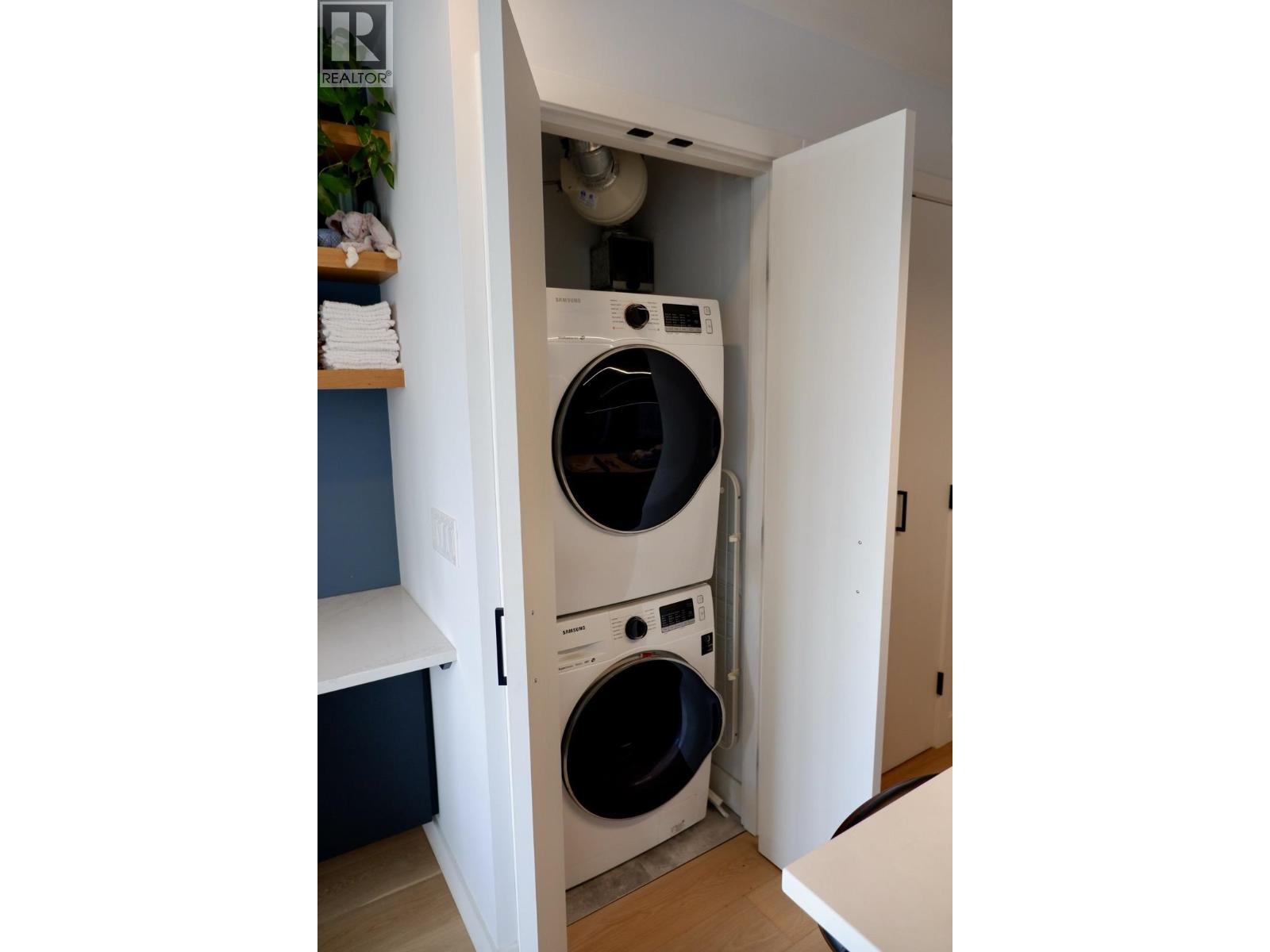 802 683 W Victoria Park Avenue, North Vancouver, British Columbia  V7M 0A2 - Photo 15 - R3105487