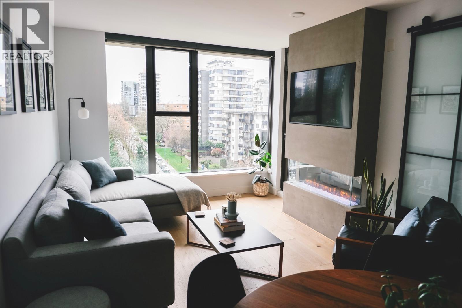 802 683 W Victoria Park Avenue, North Vancouver, British Columbia  V7M 0A2 - Photo 4 - R3105487