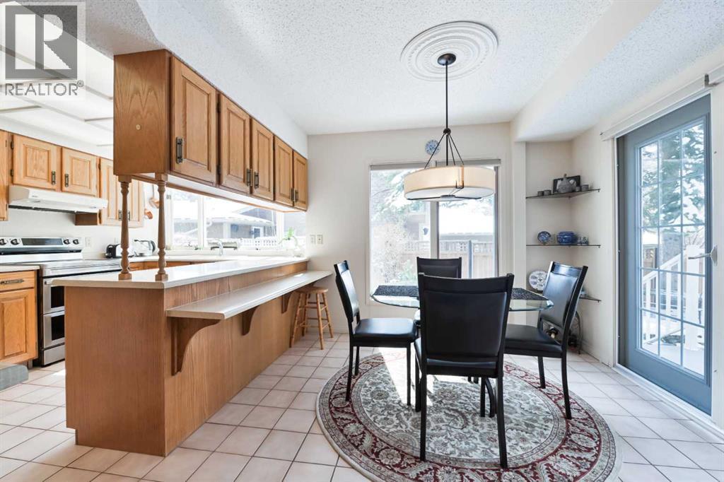 727 Lake Bonavista Drive Se, Calgary, Alberta  T2J 0M8 - Photo 14 - A2295162