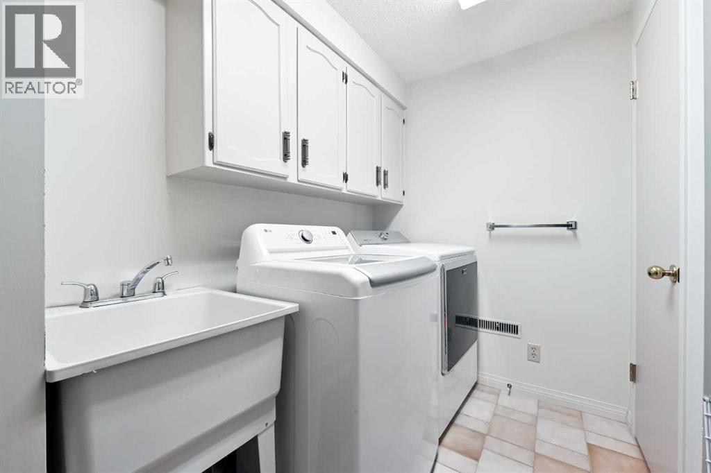 727 Lake Bonavista Drive Se, Calgary, Alberta  T2J 0M8 - Photo 36 - A2295162