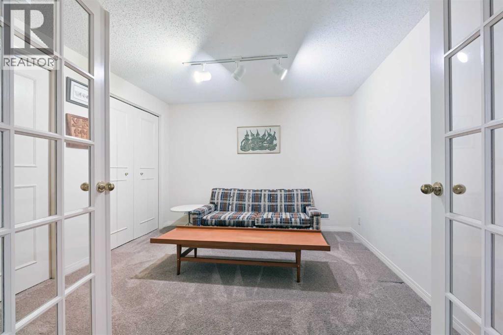 727 Lake Bonavista Drive Se, Calgary, Alberta  T2J 0M8 - Photo 34 - A2295162