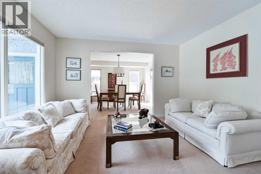 727 Lake Bonavista Drive Se, Calgary, Alberta  T2J 0M8 - Photo 8 - A2295162