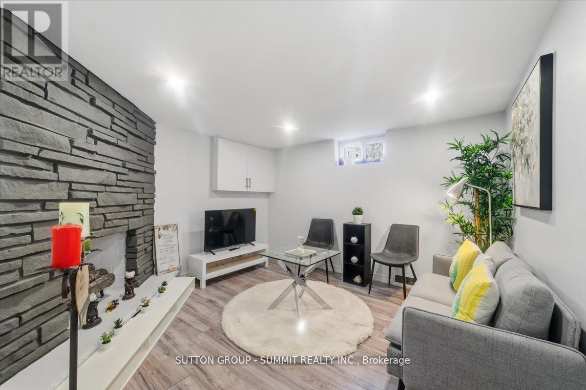 22 Oak Street, Welland, Ontario  L3C 2Z9 - Photo 31 - X12937458