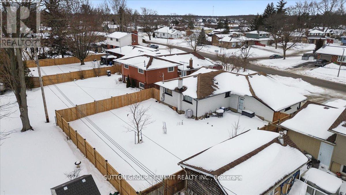 22 Oak Street, Welland, Ontario  L3C 2Z9 - Photo 32 - X12937458