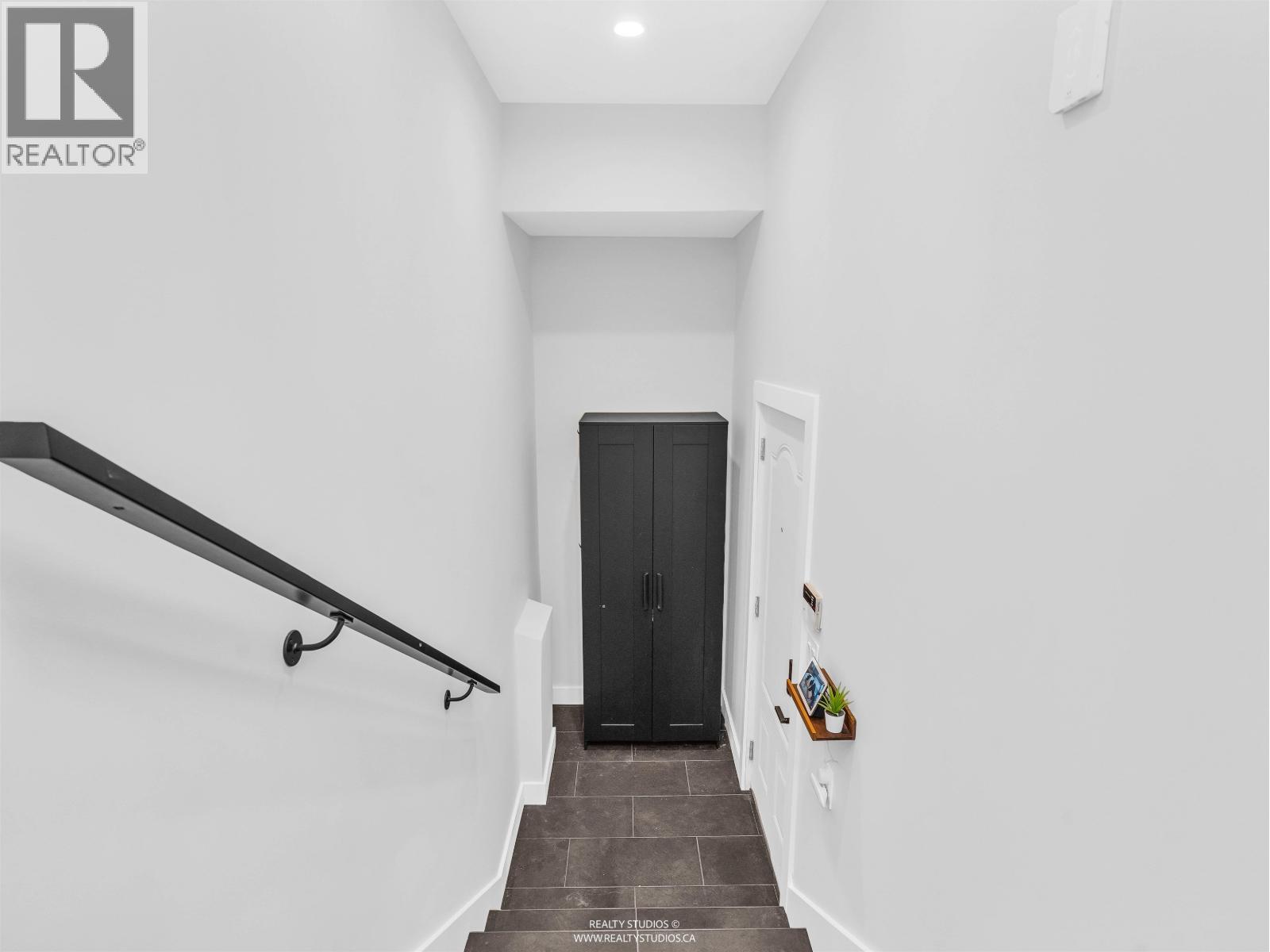 2168 Wall Street, Vancouver, British Columbia  V5L 1B5 - Photo 17 - R3105900