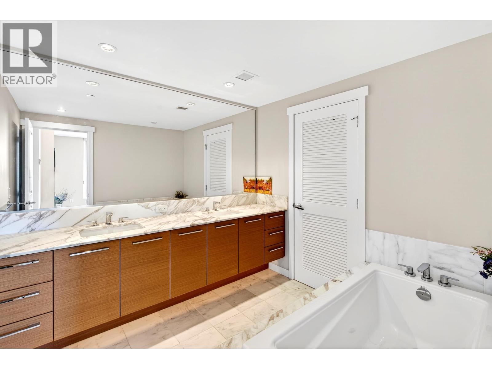 1502 5868 Agronomy Road, Vancouver, British Columbia  V6T 0B5 - Photo 16 - R3105921