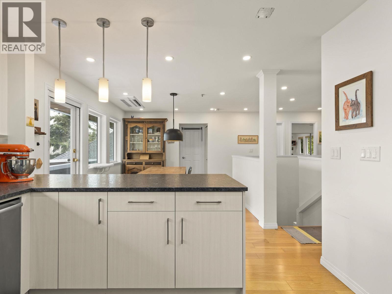 1815 W 14th Avenue, Vancouver, British Columbia  V6J 2J8 - Photo 13 - R3105932