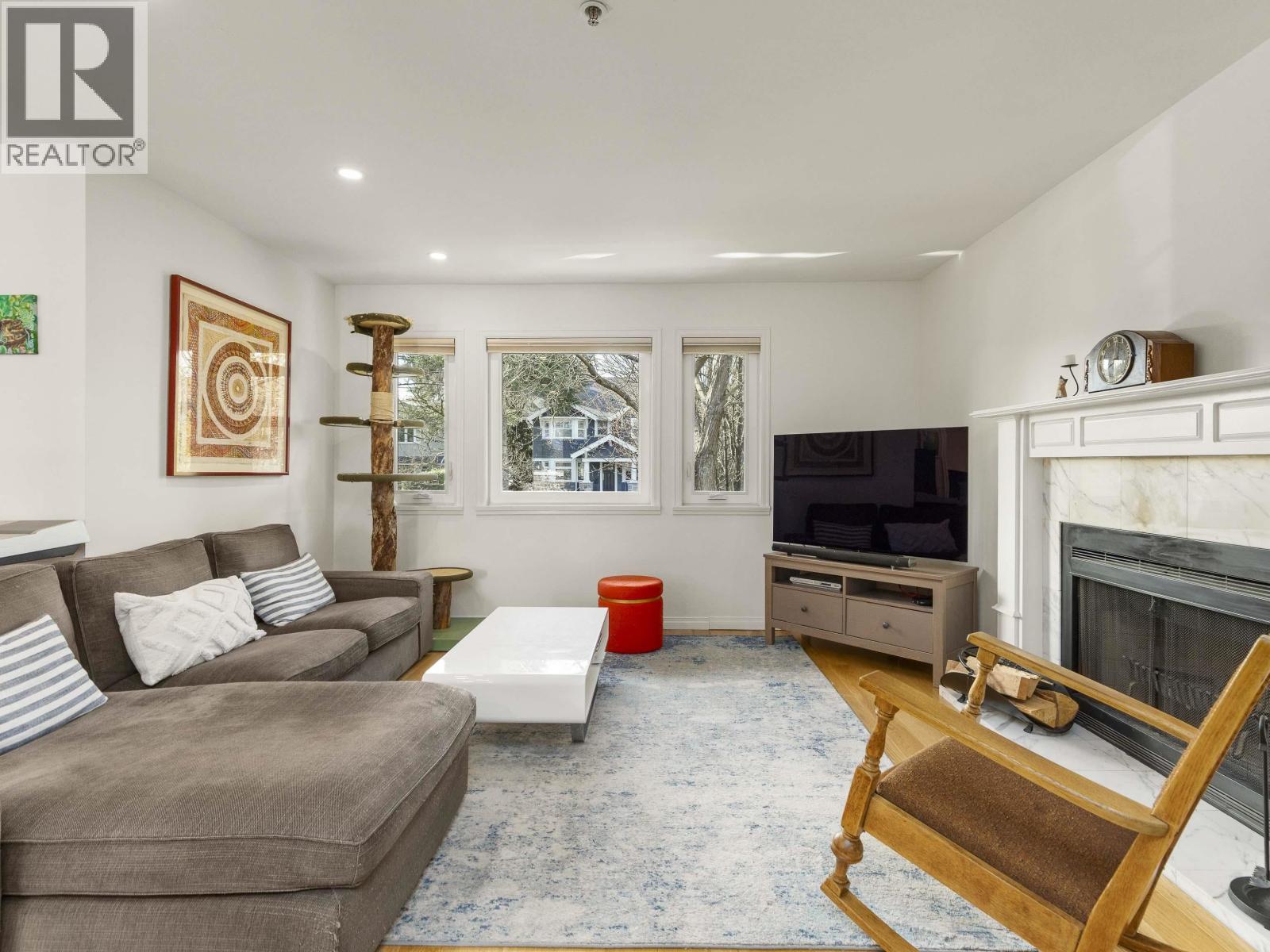 1815 W 14th Avenue, Vancouver, British Columbia  V6J 2J8 - Photo 3 - R3105932