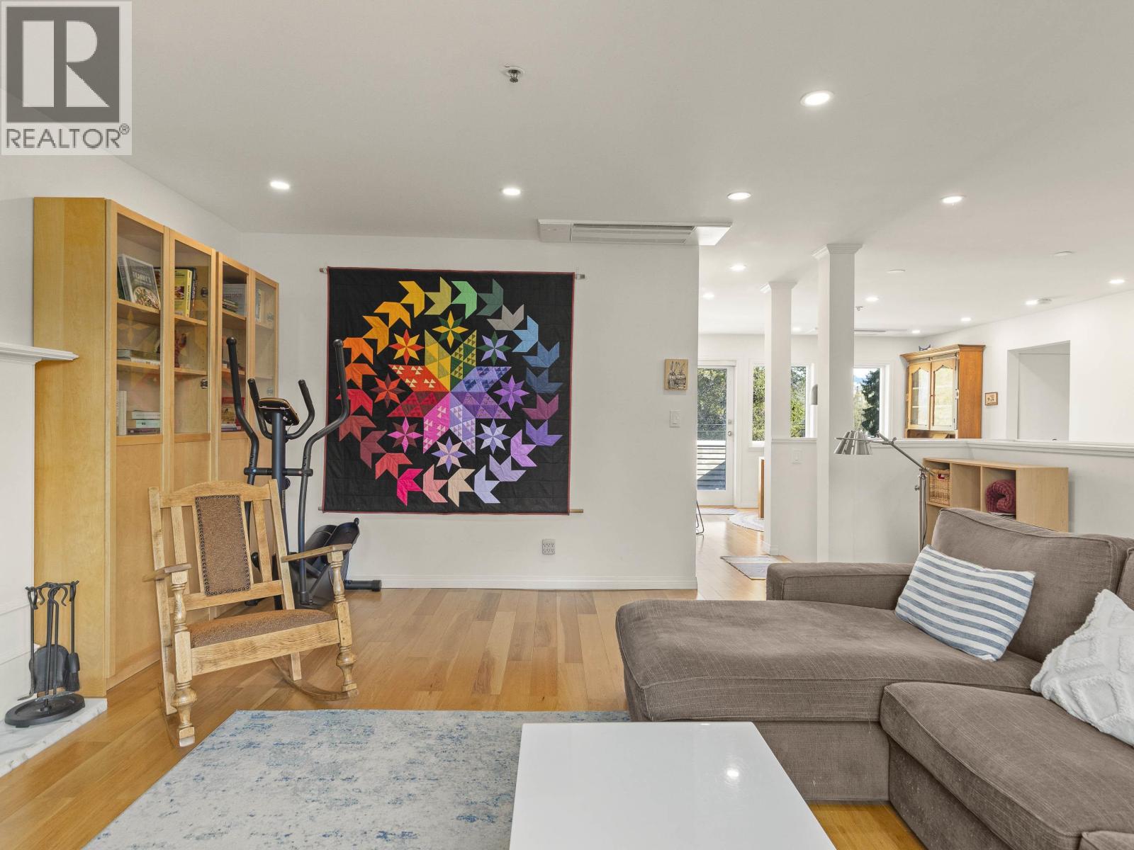 1815 W 14th Avenue, Vancouver, British Columbia  V6J 2J8 - Photo 4 - R3105932