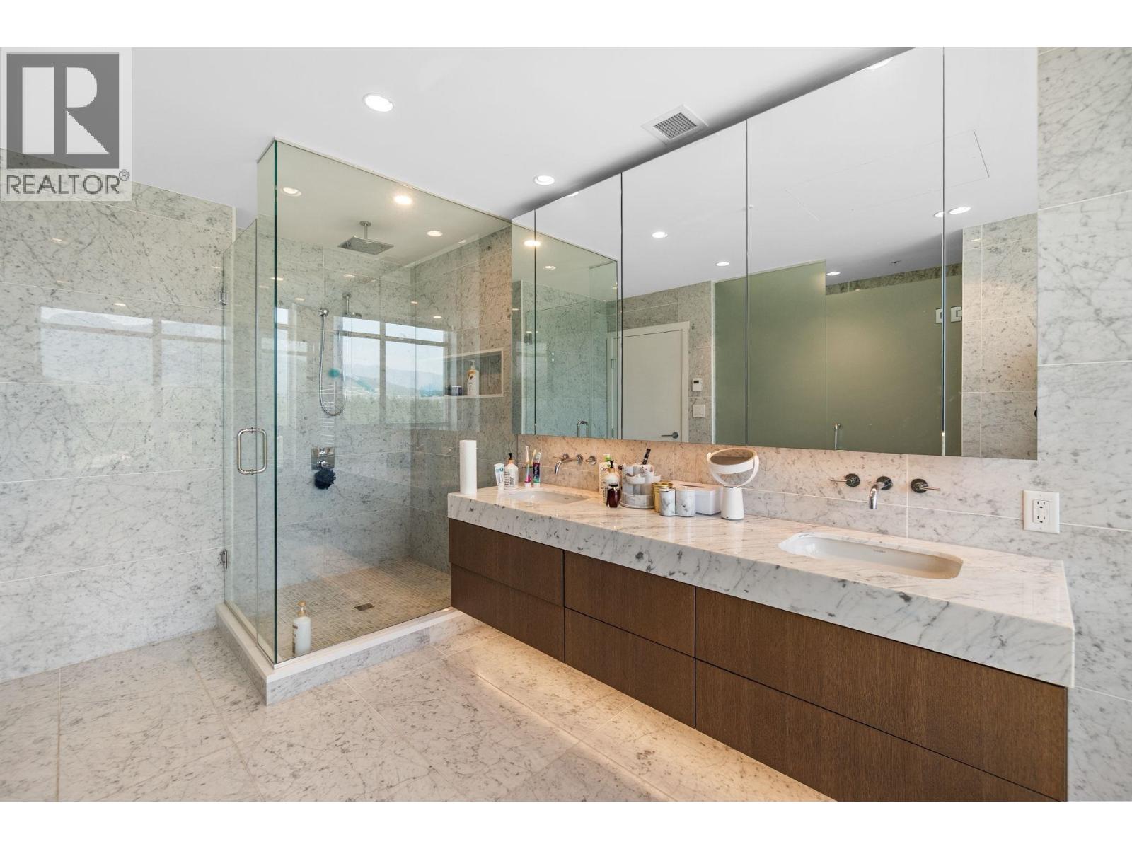 2201 1632 Lions Gate Lane, North Vancouver, British Columbia  V7P 0E2 - Photo 15 - R3105940