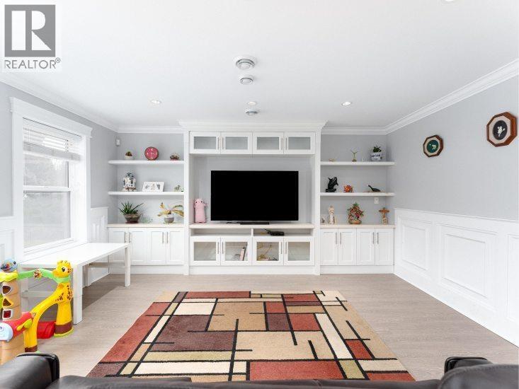 7626 Hedley Avenue, Burnaby, British Columbia  V5E 2R3 - Photo 4 - R3105905