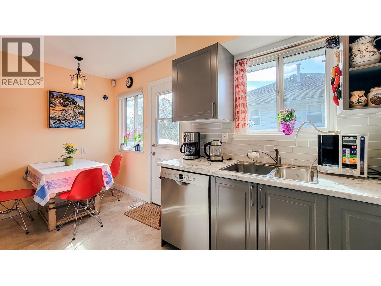 11645 195a Street, Pitt Meadows, British Columbia  V3Y 1G3 - Photo 14 - R3105916