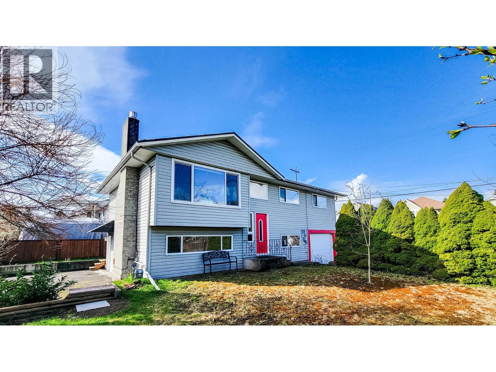 11645 195a Street, Pitt Meadows, British Columbia  V3Y 1G3 - Photo 2 - R3105916