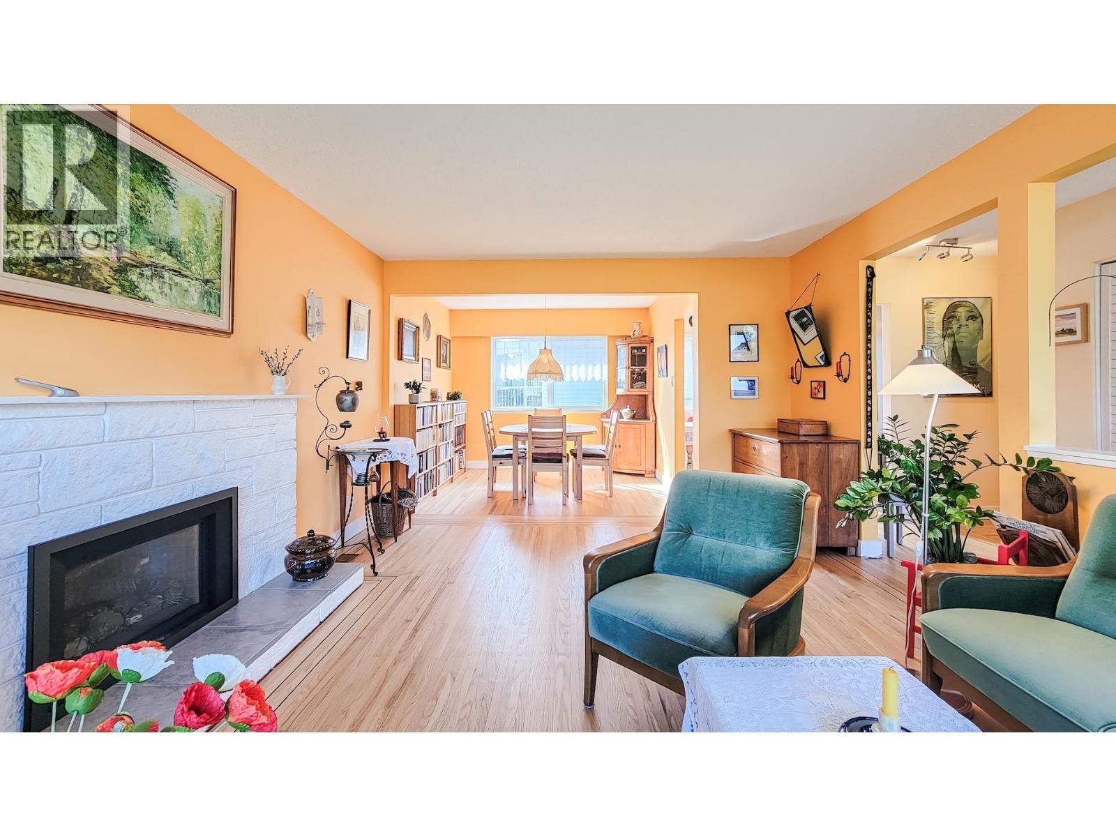 11645 195a Street, Pitt Meadows, British Columbia  V3Y 1G3 - Photo 6 - R3105916