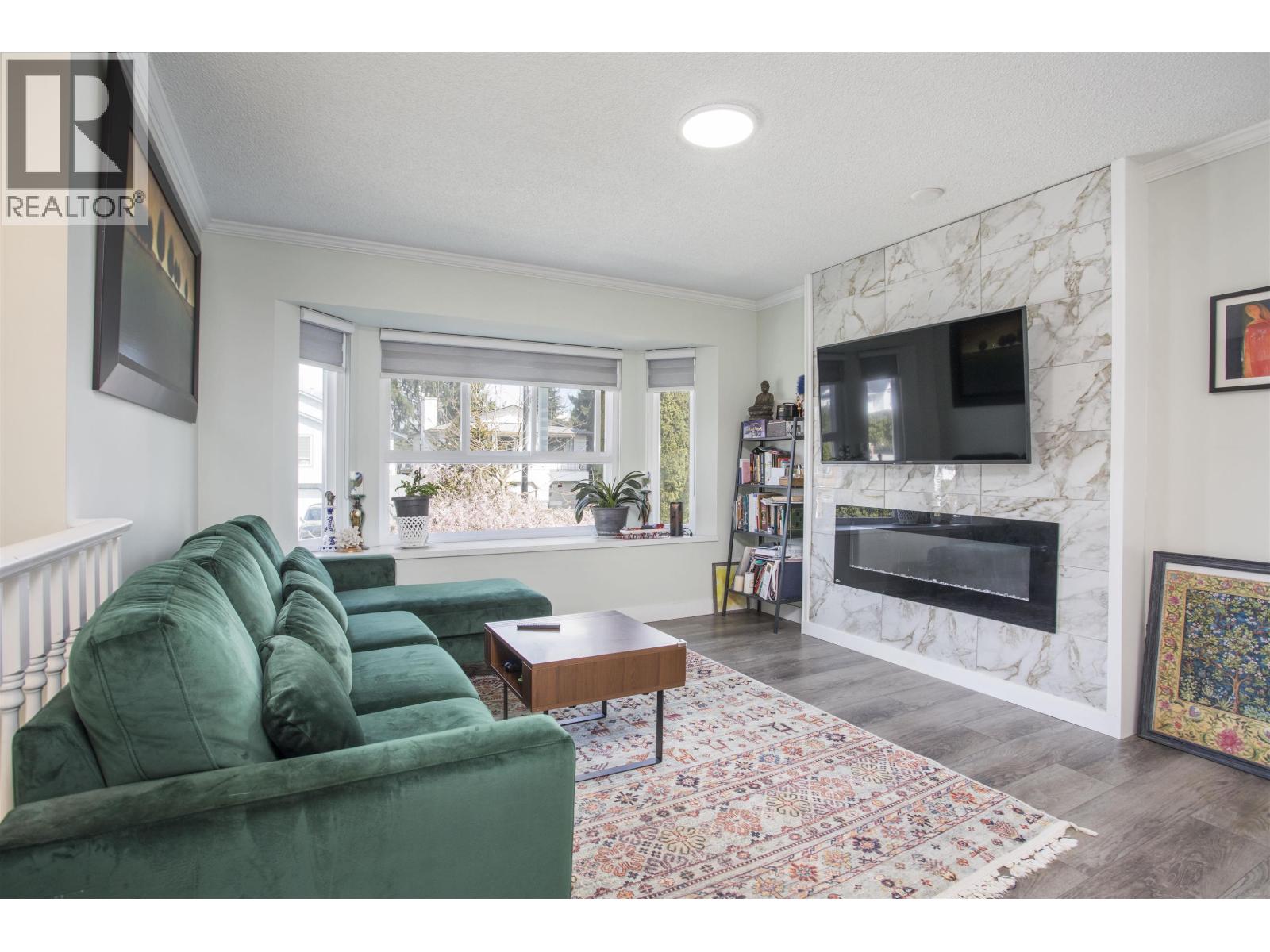 20444 Dale Drive, Maple Ridge, British Columbia  V2X 8V9 - Photo 4 - R3105963