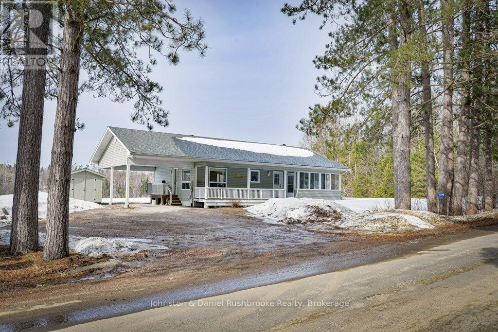 1009 Merkley Road E, Gravenhurst, Ontario  P1P 1R3 - Photo 3 - X12946520