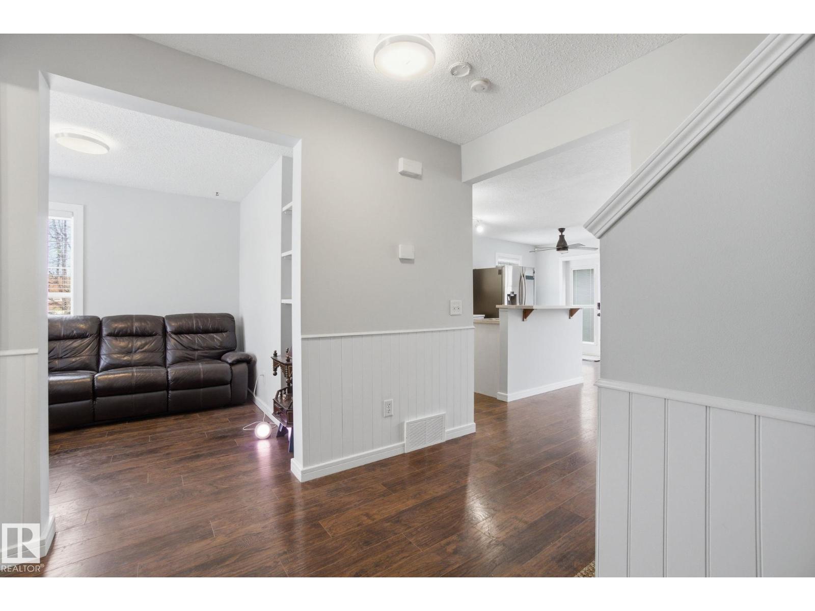 469 Cranberry Wy, Sherwood Park, Alberta  T8H 2L7 - Photo 6 - E4480088