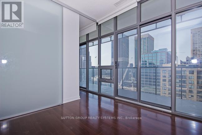 1609 - 33 Charles Street E, Toronto, Ontario  M4Y 1R9 - Photo 16 - C12946510