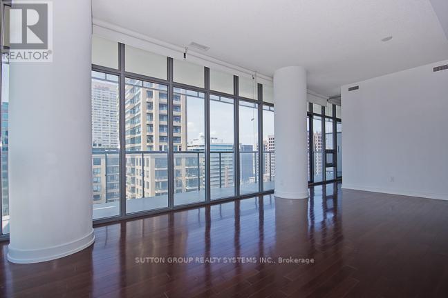 1609 - 33 Charles Street E, Toronto, Ontario  M4Y 1R9 - Photo 3 - C12946510