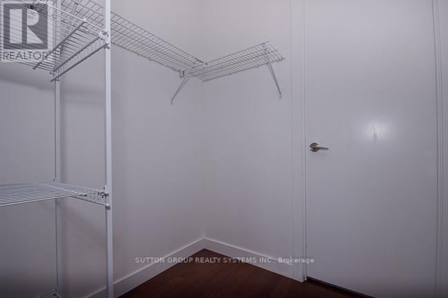 1609 - 33 Charles Street E, Toronto, Ontario  M4Y 1R9 - Photo 8 - C12946510