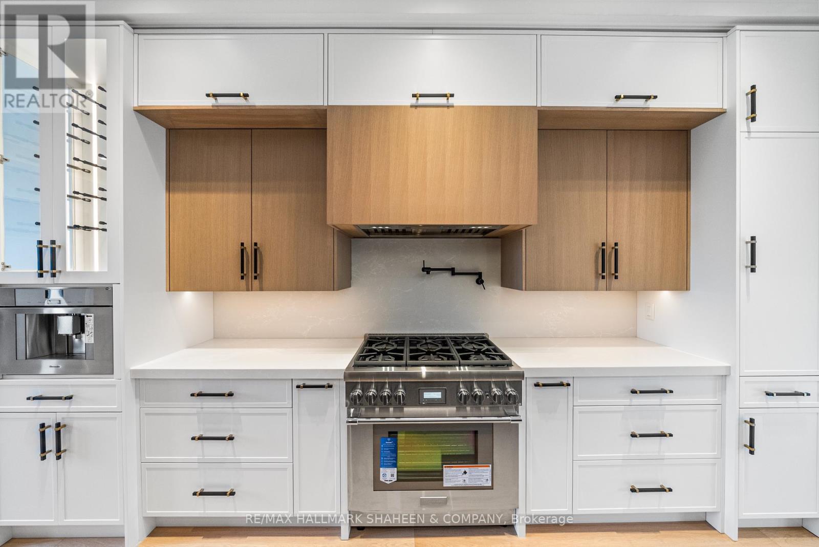 199 Arlington Avenue, Toronto, Ontario  M6C 2Z4 - Photo 13 - C12946548