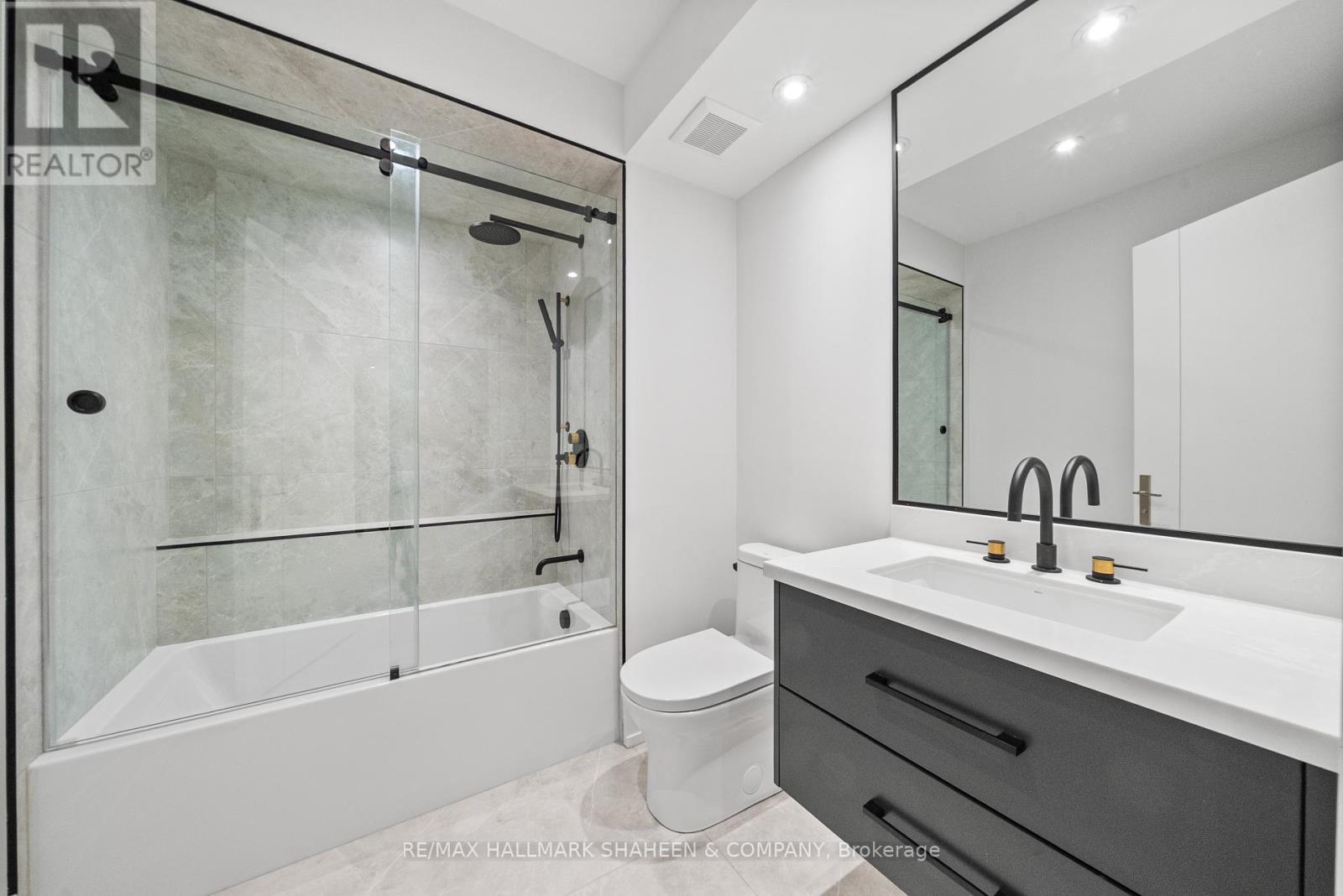 199 Arlington Avenue, Toronto, Ontario  M6C 2Z4 - Photo 32 - C12946548