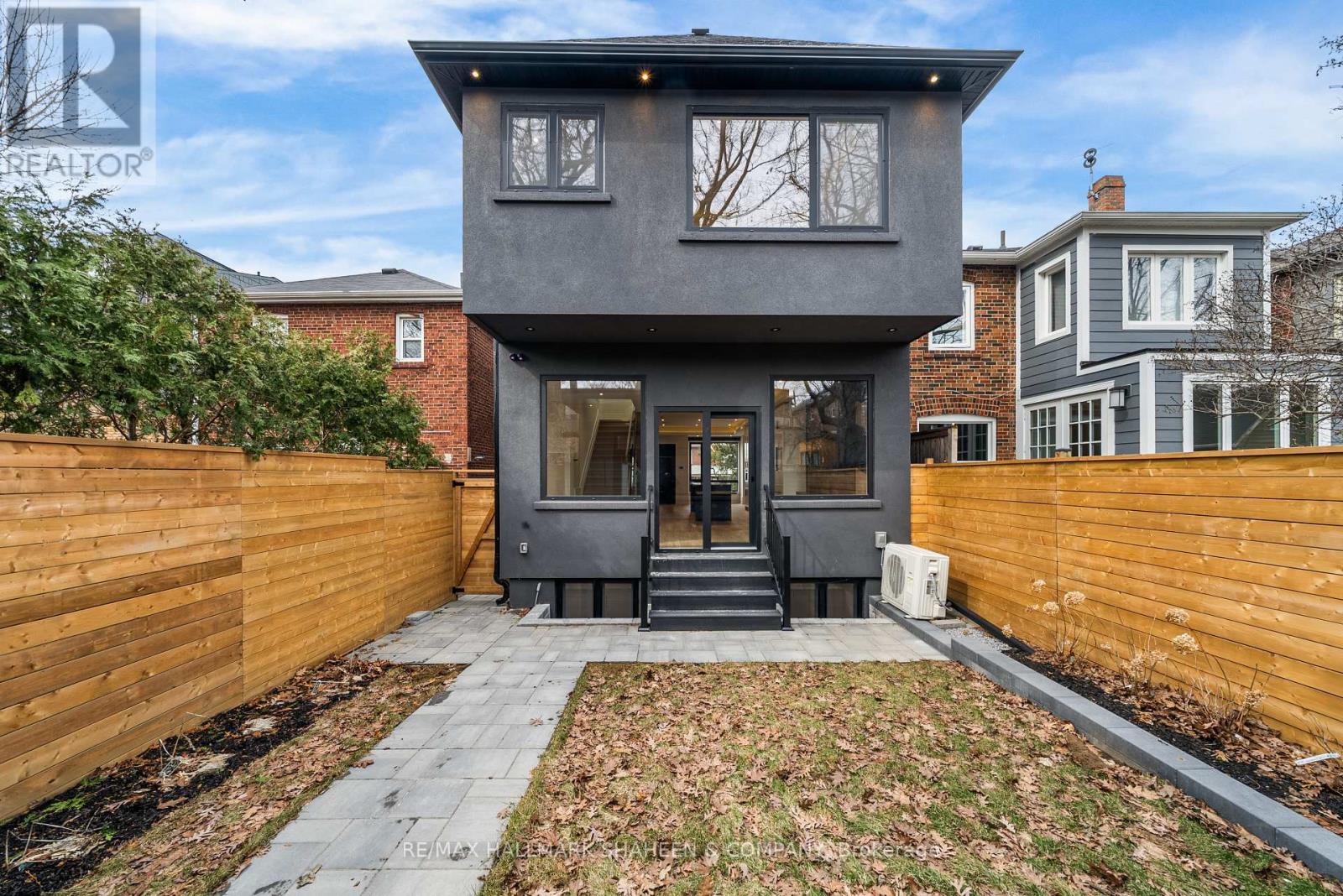 199 Arlington Avenue, Toronto, Ontario  M6C 2Z4 - Photo 35 - C12946548