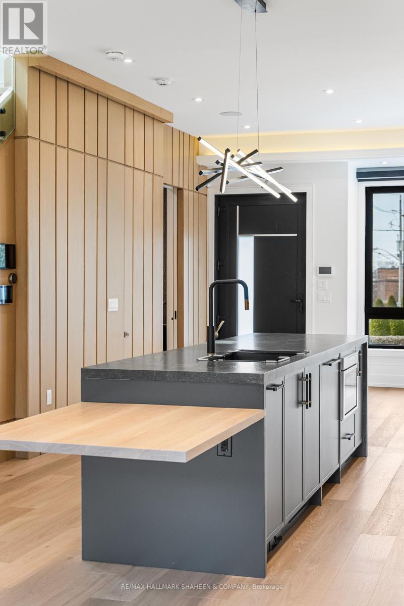 199 Arlington Avenue, Toronto, Ontario  M6C 2Z4 - Photo 48 - C12946548