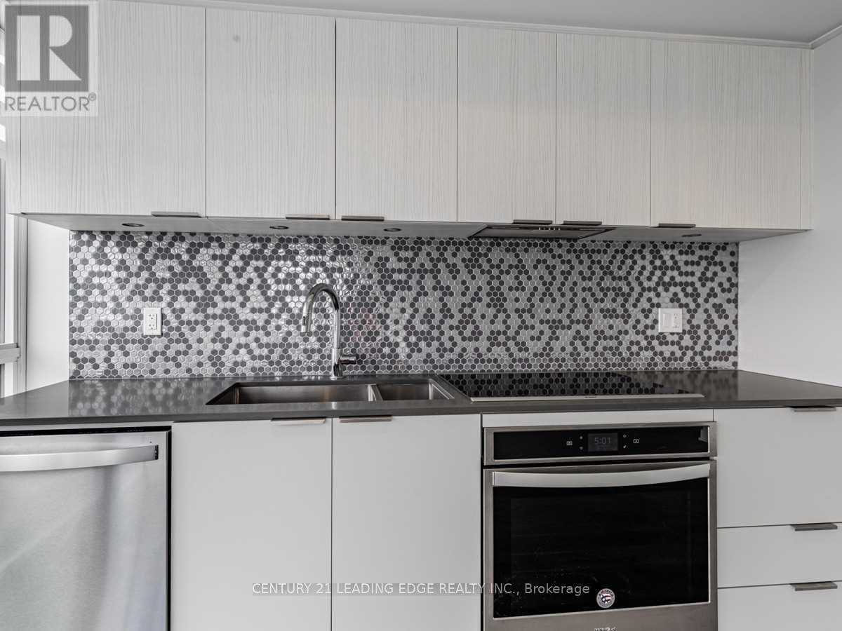 2005 - 2 Sonic Way, Toronto, Ontario  M3C 0P2 - Photo 21 - C12946550