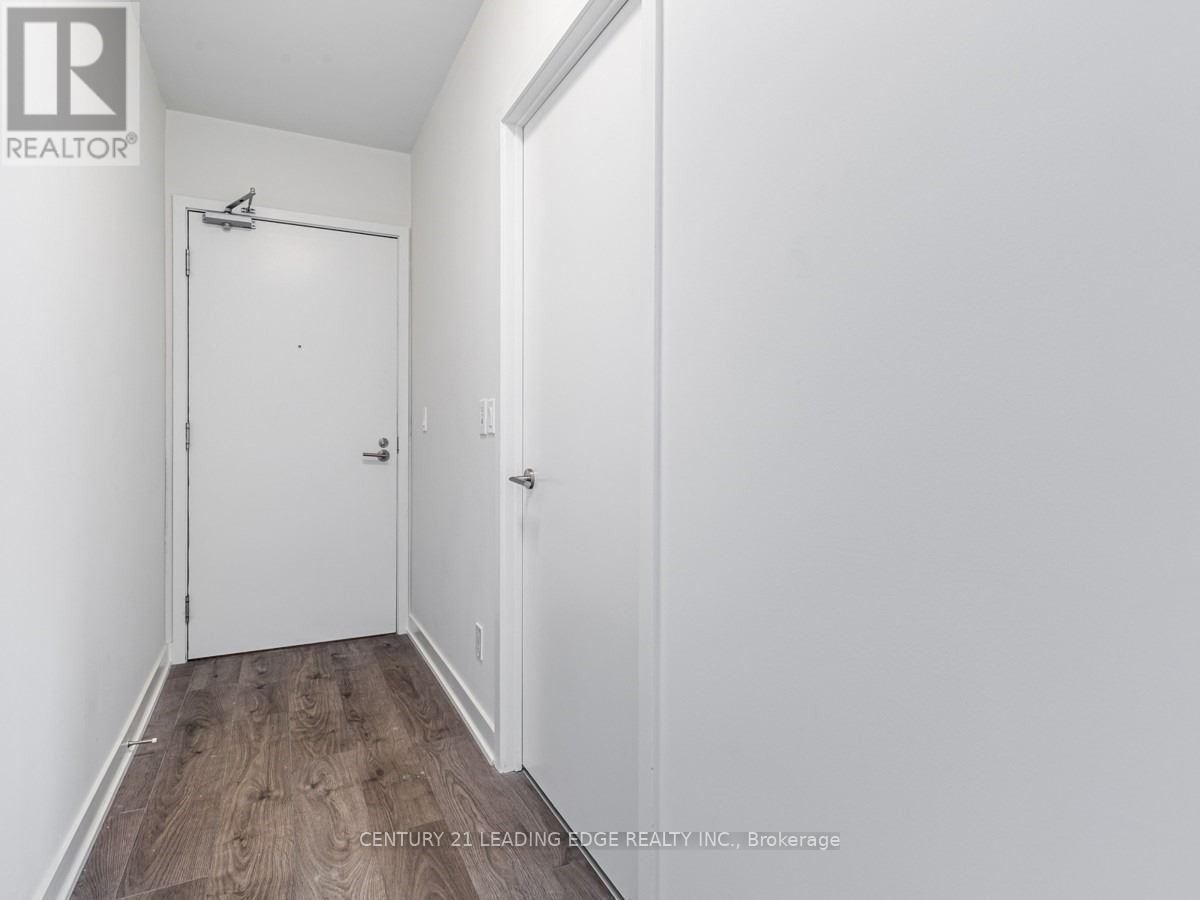 2005 - 2 Sonic Way, Toronto, Ontario  M3C 0P2 - Photo 23 - C12946550