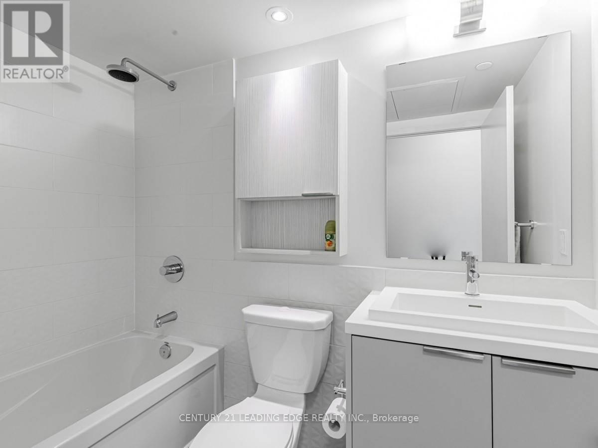 2005 - 2 Sonic Way, Toronto, Ontario  M3C 0P2 - Photo 3 - C12946550