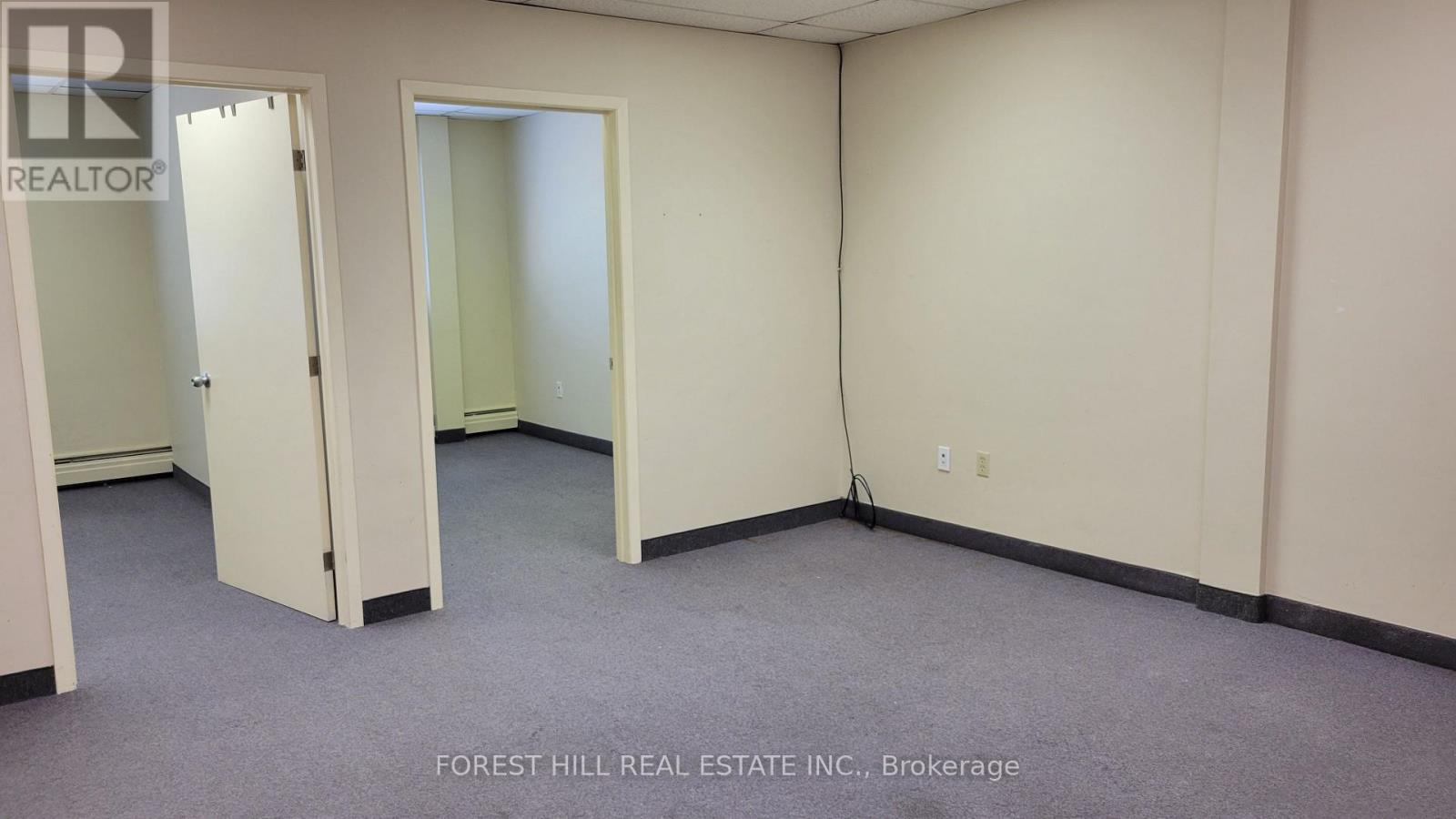 205 - 35 The Links Road, Toronto, Ontario  M2P 1T7 - Photo 6 - C12946566