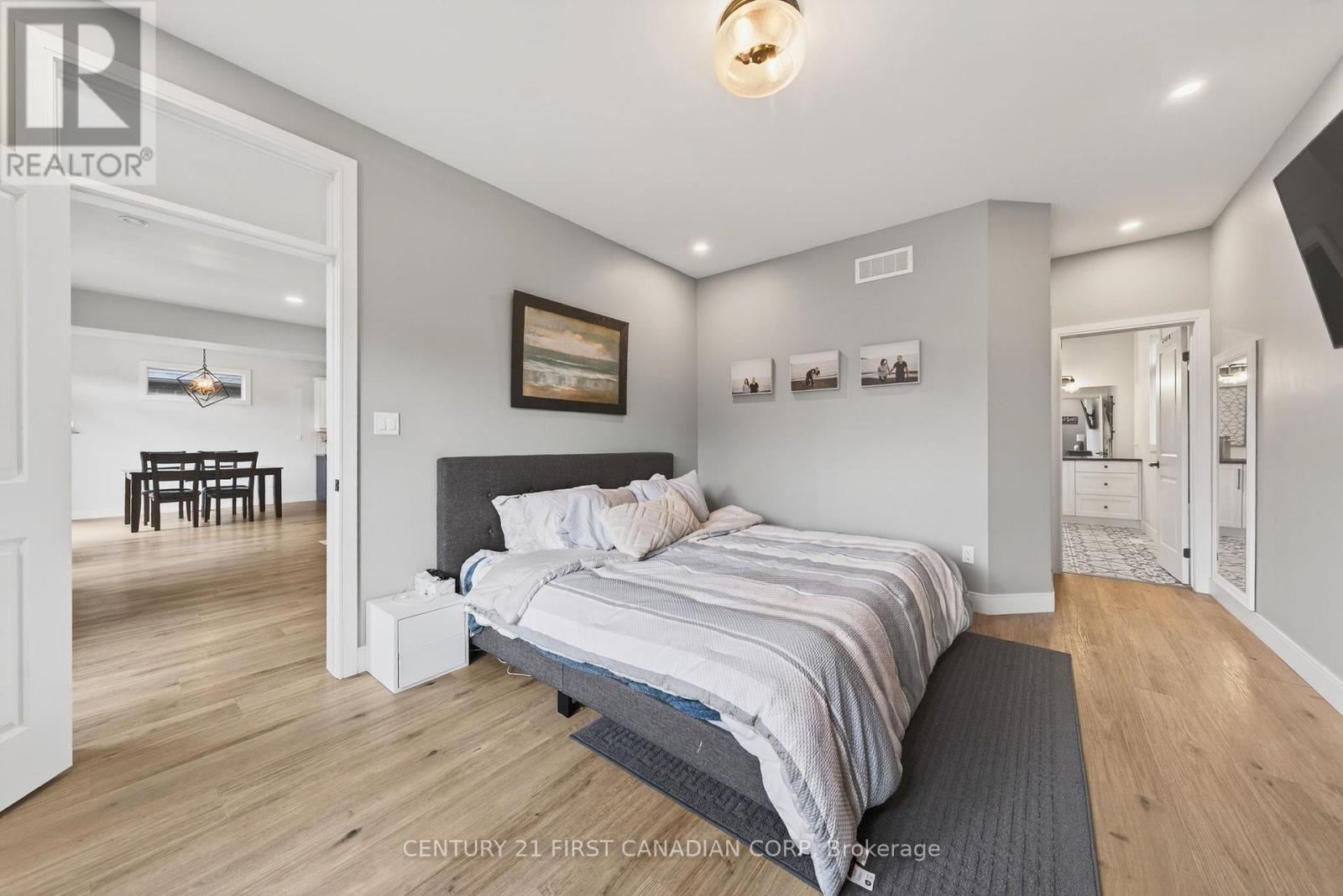 31 Lindsay Crescent, Strathroy-Caradoc, Ontario  N7G 0G5 - Photo 20 - X12946512