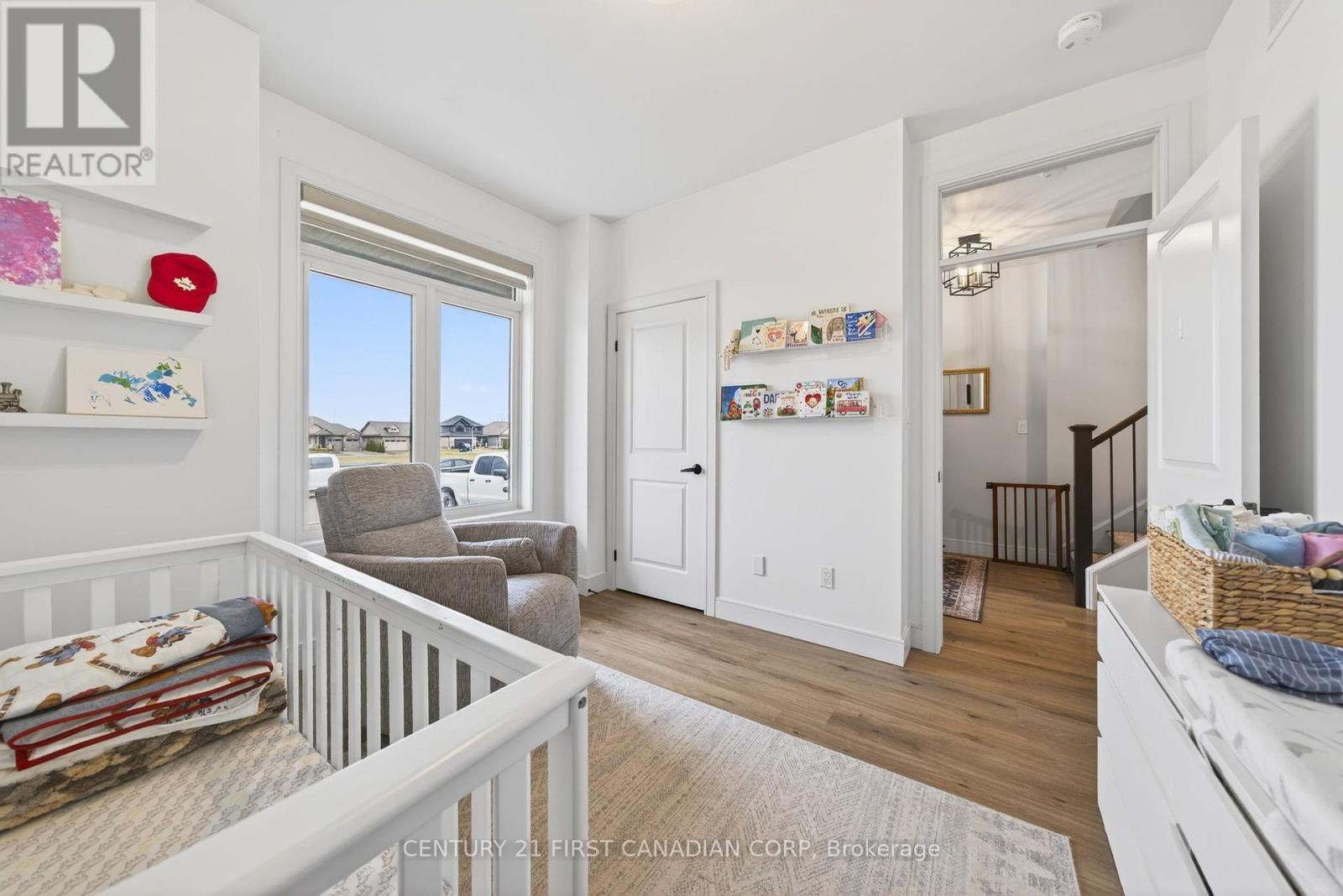 31 Lindsay Crescent, Strathroy-Caradoc, Ontario  N7G 0G5 - Photo 7 - X12946512