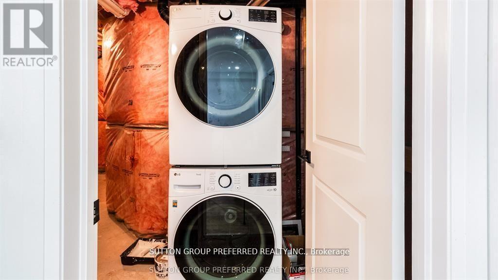 1041 Karenana Road, London South, Ontario  N6M 0K2 - Photo 35 - X12946540