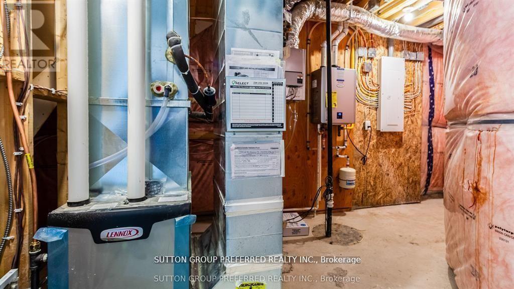 1041 Karenana Road, London South, Ontario  N6M 0K2 - Photo 36 - X12946540