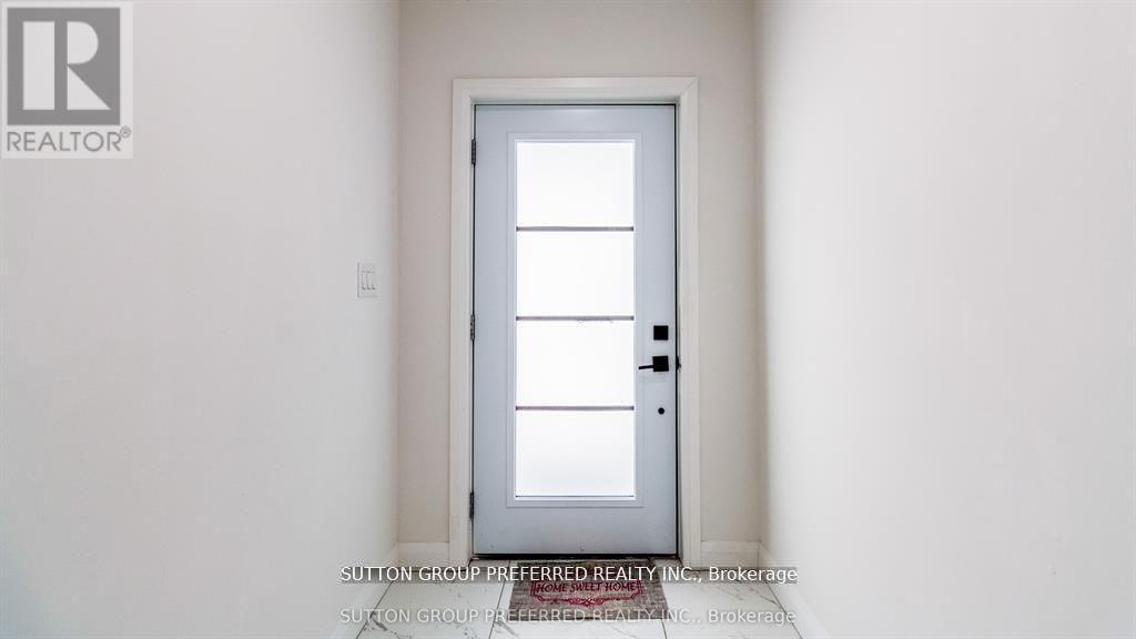 1041 Karenana Road, London South, Ontario  N6M 0K2 - Photo 4 - X12946540