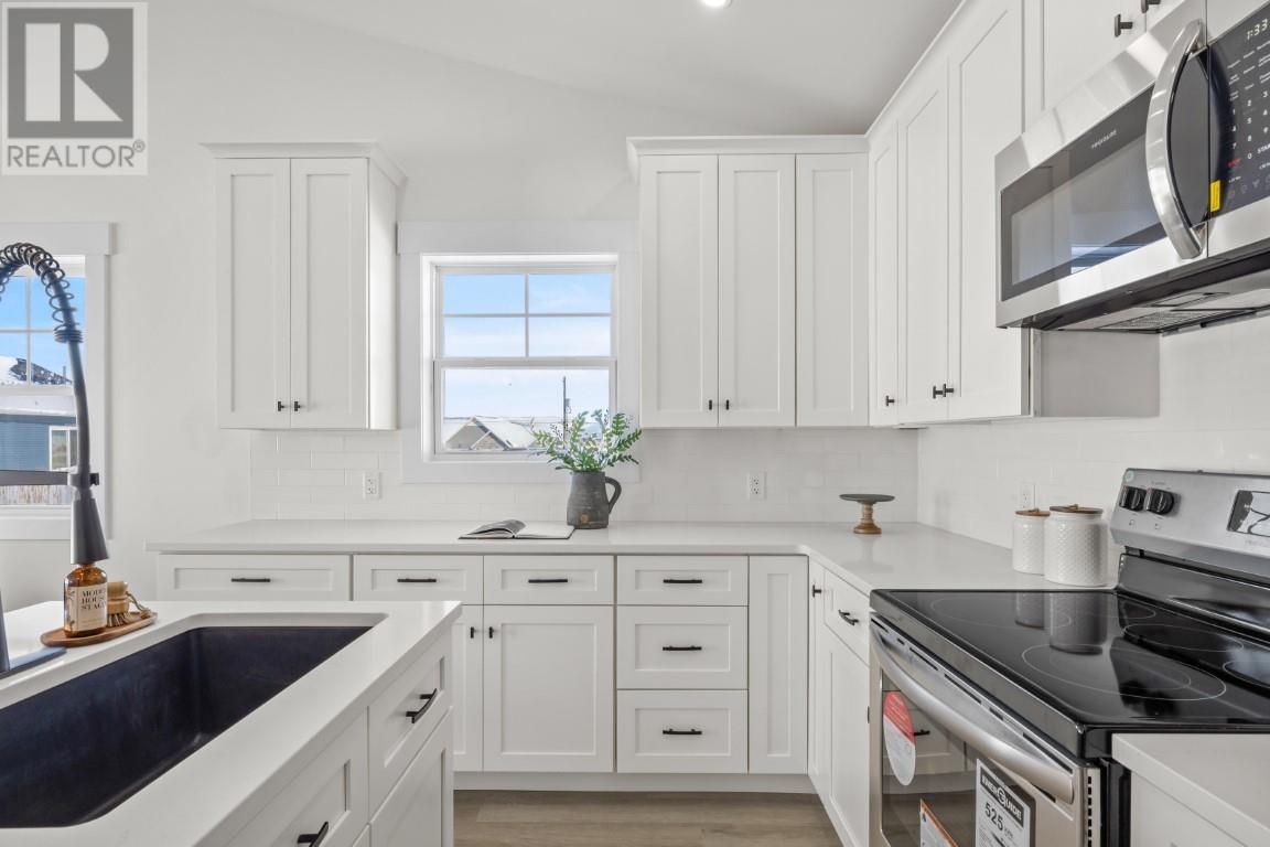 23 & 25 Loggie Drive, Summerside, Prince Edward Island  C1N 4J6 - Photo 11 - 202606076