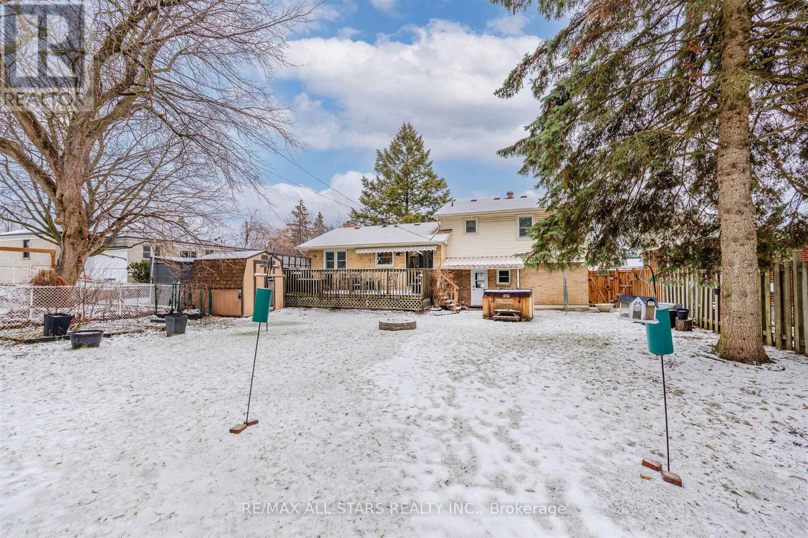 872 Law Street, Oshawa, Ontario  L1G 4M4 - Photo 2 - E12946494