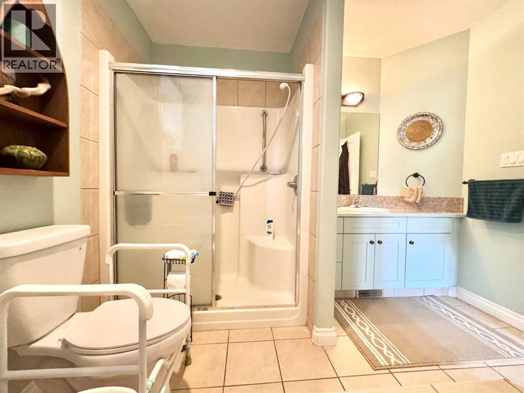 2, 373 Canyon Boulevard W, Lethbridge, Alberta  T1K 6V2 - Photo 21 - A2296448