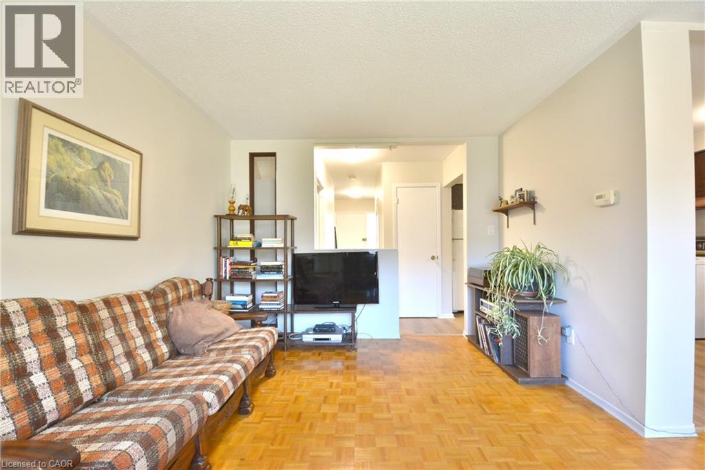 562 Forestwood Crescent, Burlington, Ontario  L7L 4K3 - Photo 7 - 40813267