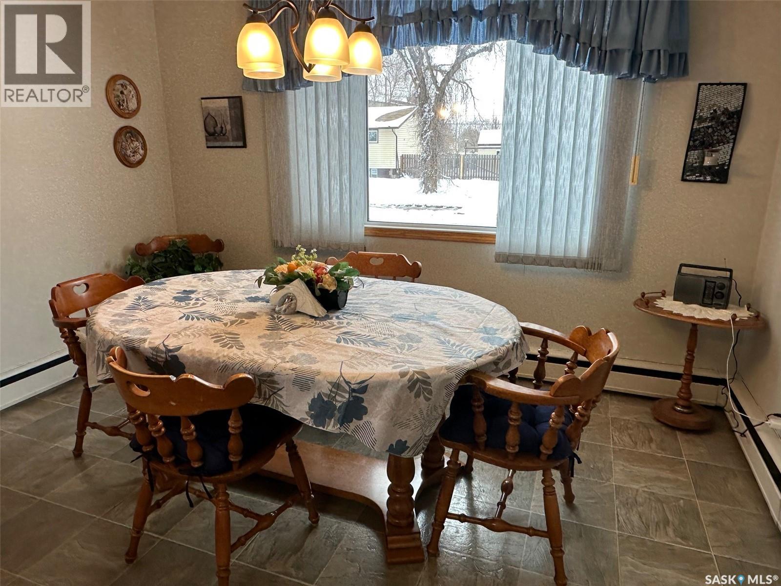 400 Gallaway Street, Estevan, Saskatchewan  S4A 0A9 - Photo 9 - SK031694