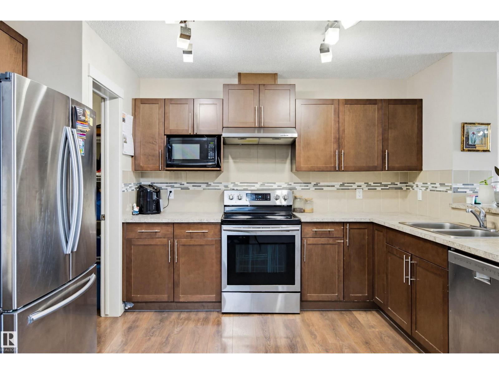 2812 16 Av Nw, Edmonton, Alberta  T6T 0Z6 - Photo 5 - E4478272