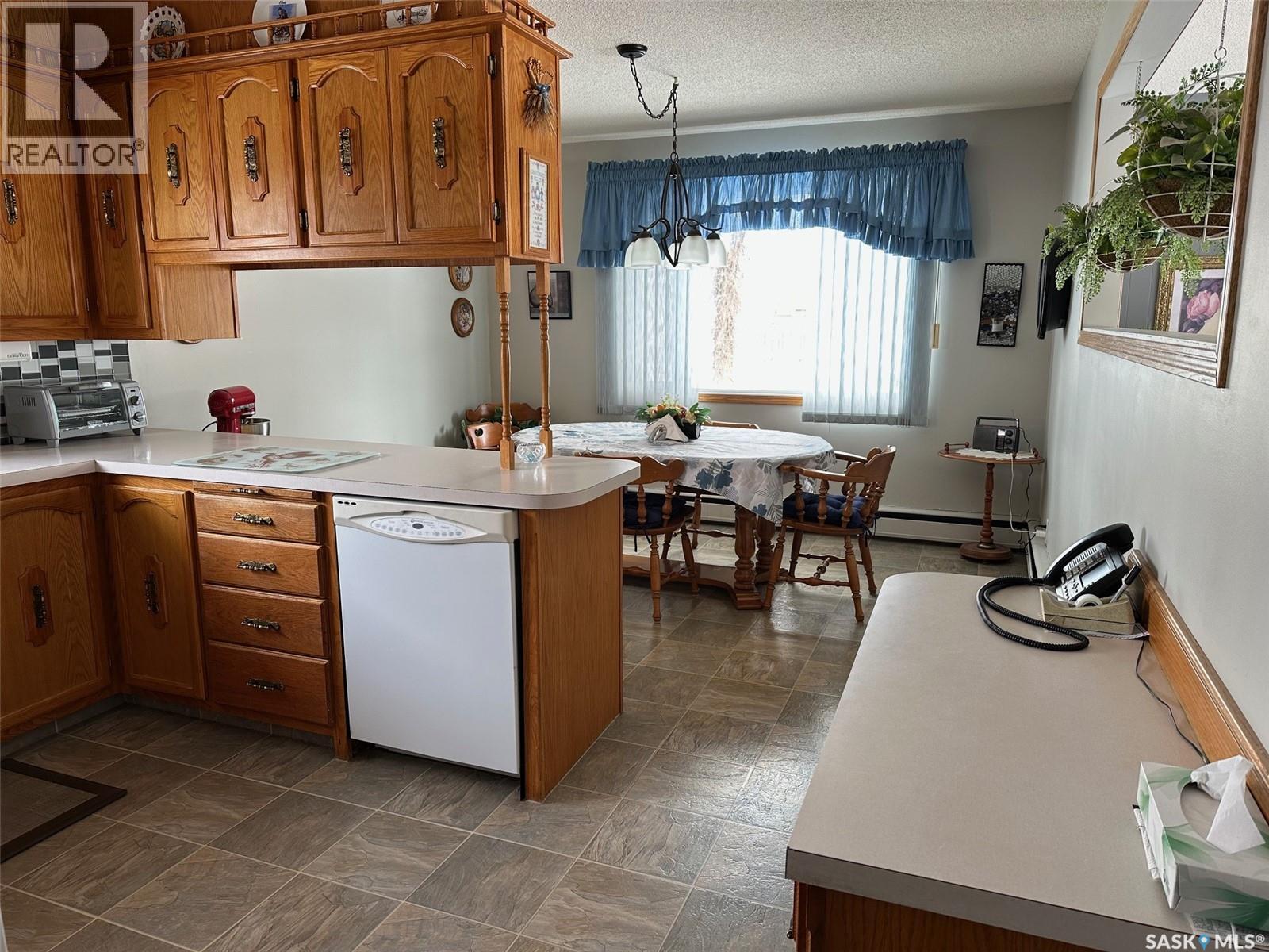 400 Gallaway Street, Estevan, Saskatchewan  S4A 0A9 - Photo 10 - SK031694