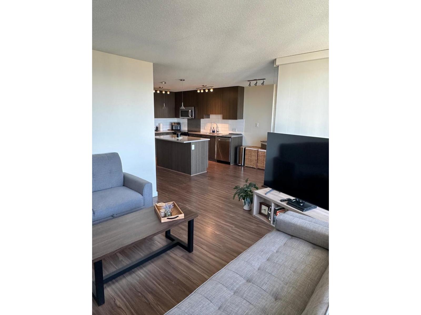 3703 13325 102a Avenue, Surrey, British Columbia  V3T 0J5 - Photo 3 - R3104258