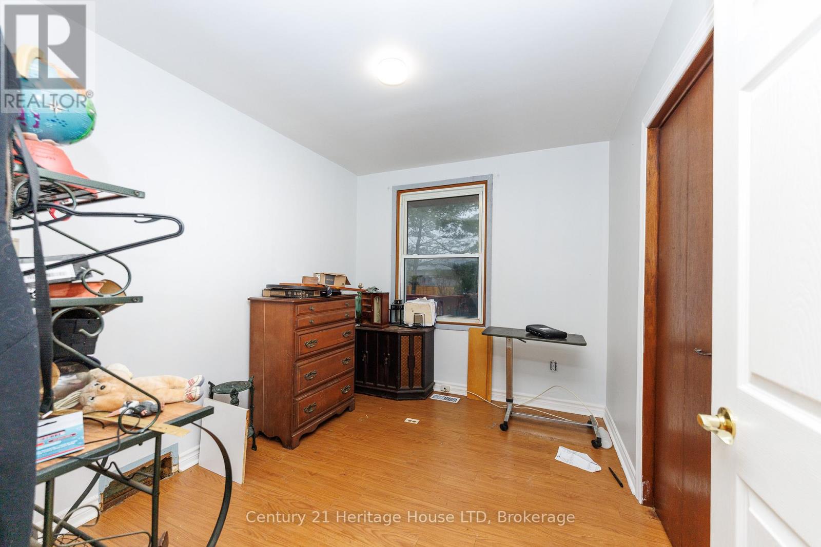 352 Clare Avenue, Welland, Ontario  L3C 5R2 - Photo 7 - X12946522