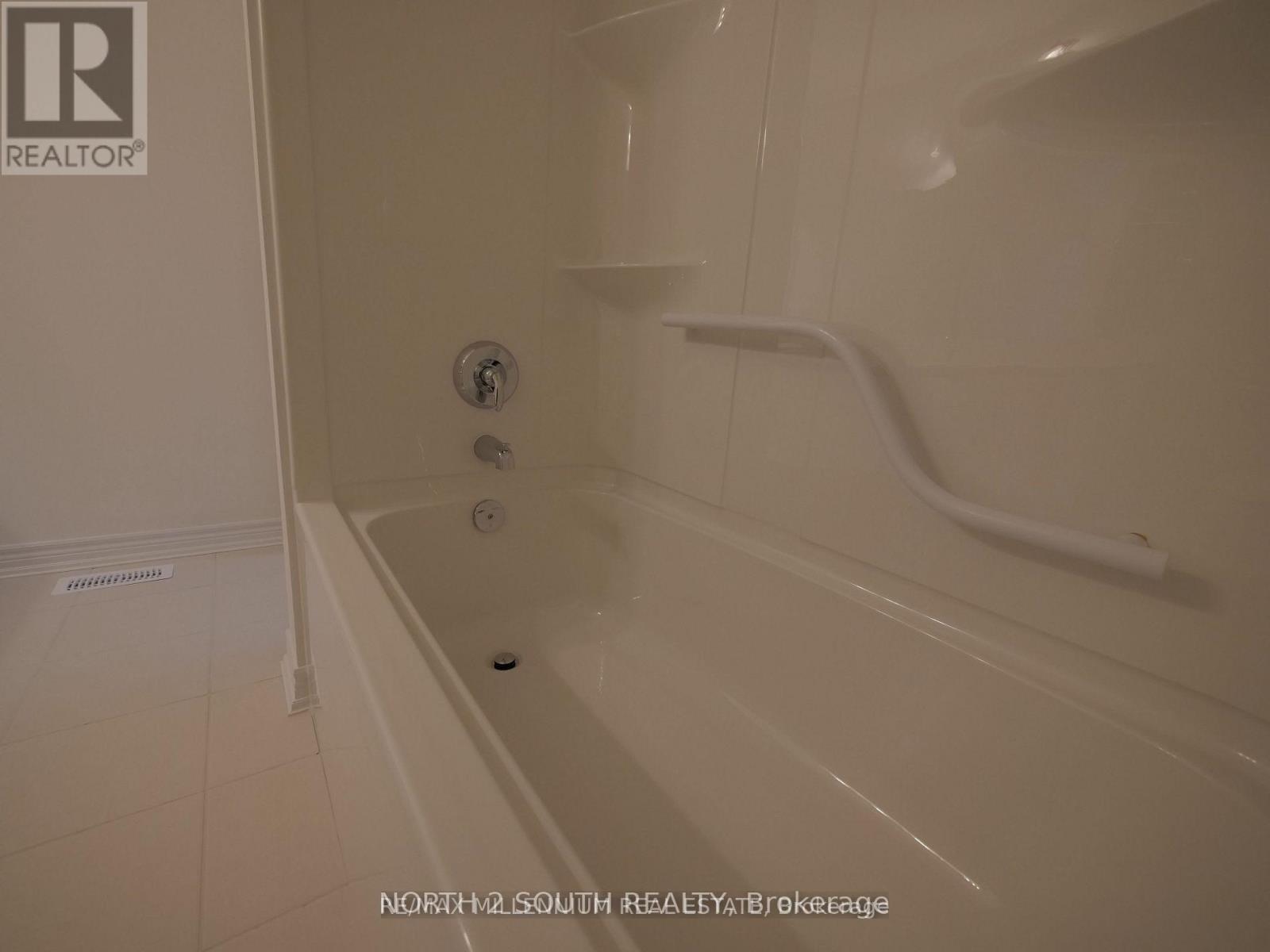 4 Shipley Avenue, Collingwood, Ontario  L9Y 5M6 - Photo 10 - S12946480